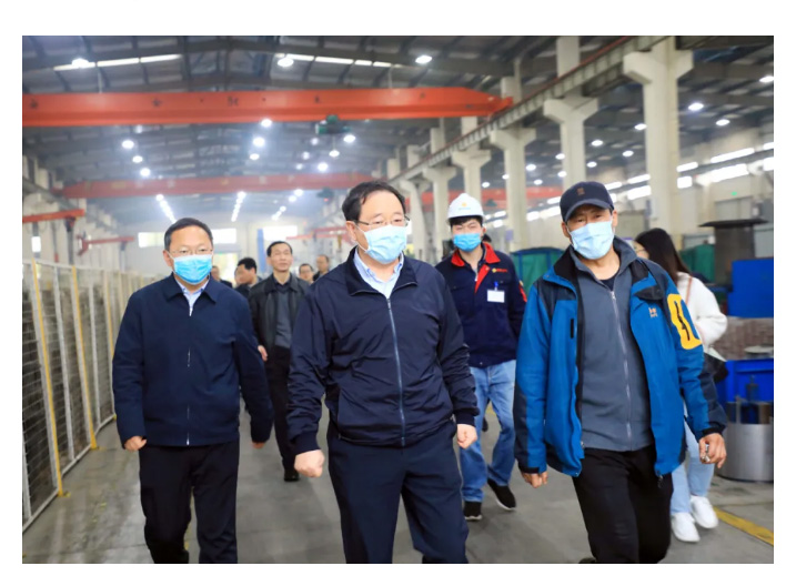 省经信厅牛弩韬厅长一行莅临ld平台中国有限公司
调研