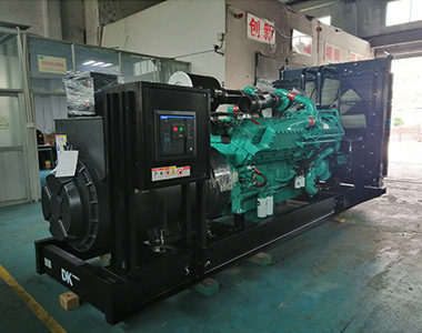 ld平台中国有限公司
1200KW/400V陆用发电机应用于某房地产项目