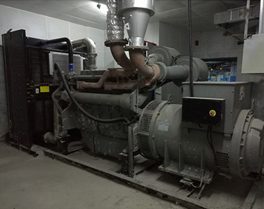 ld平台中国有限公司
800KW/400V陆用发电机应用于某房地产项目